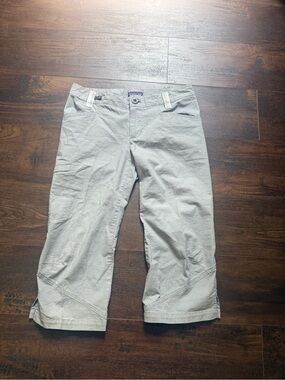 Patagonia Light Gray Capris